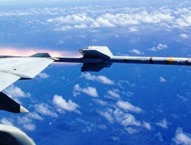 Αμερικανικό Ναυτικό: «Να μην επιχειρήσει η Β. Κορέα το οτιδήποτε - Ότι πετάξει θα πεθάνει» (βίντεο)